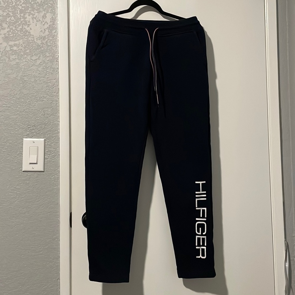 Tommy Hilfiger sweats